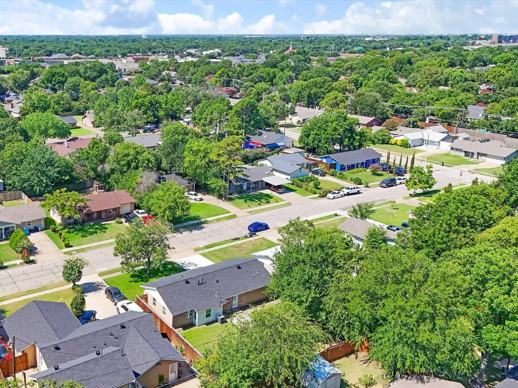 1213 Fairmont Street Irving TX 75062