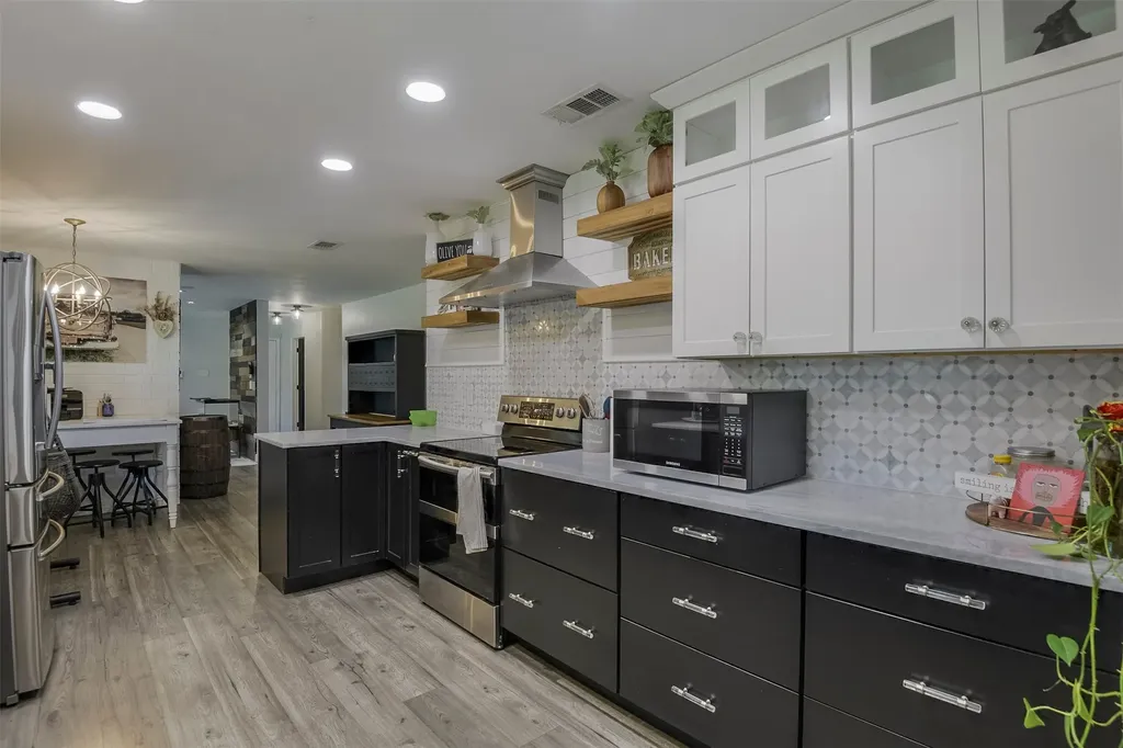 511 Farrar Road Waxahachie TX 75165