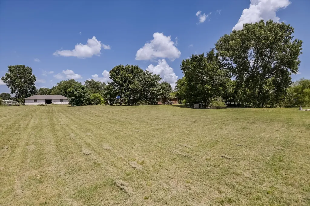 511 Farrar Road Waxahachie TX 75165
