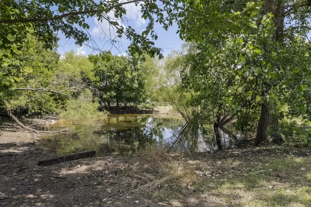 511 Farrar Road Waxahachie TX 75165