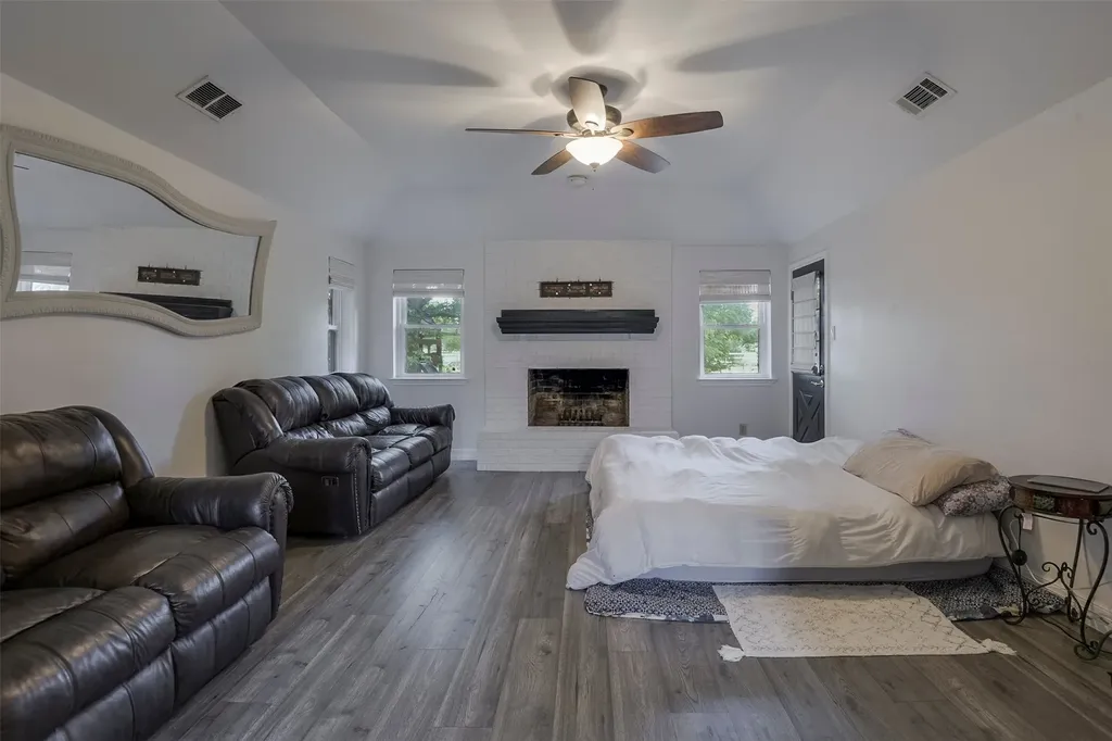 511 Farrar Road Waxahachie TX 75165