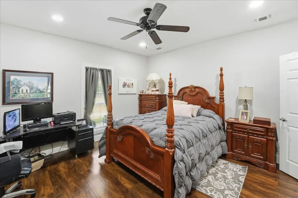 12800 County Road 1311 Malakoff TX 75148