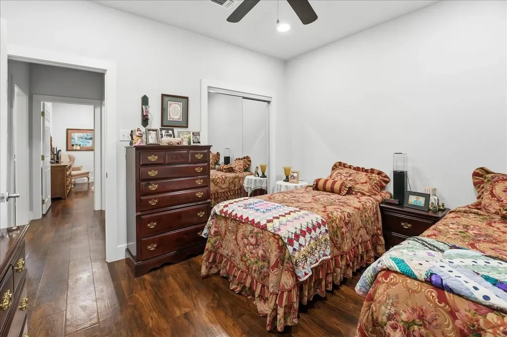 12800 County Road 1311 Malakoff TX 75148