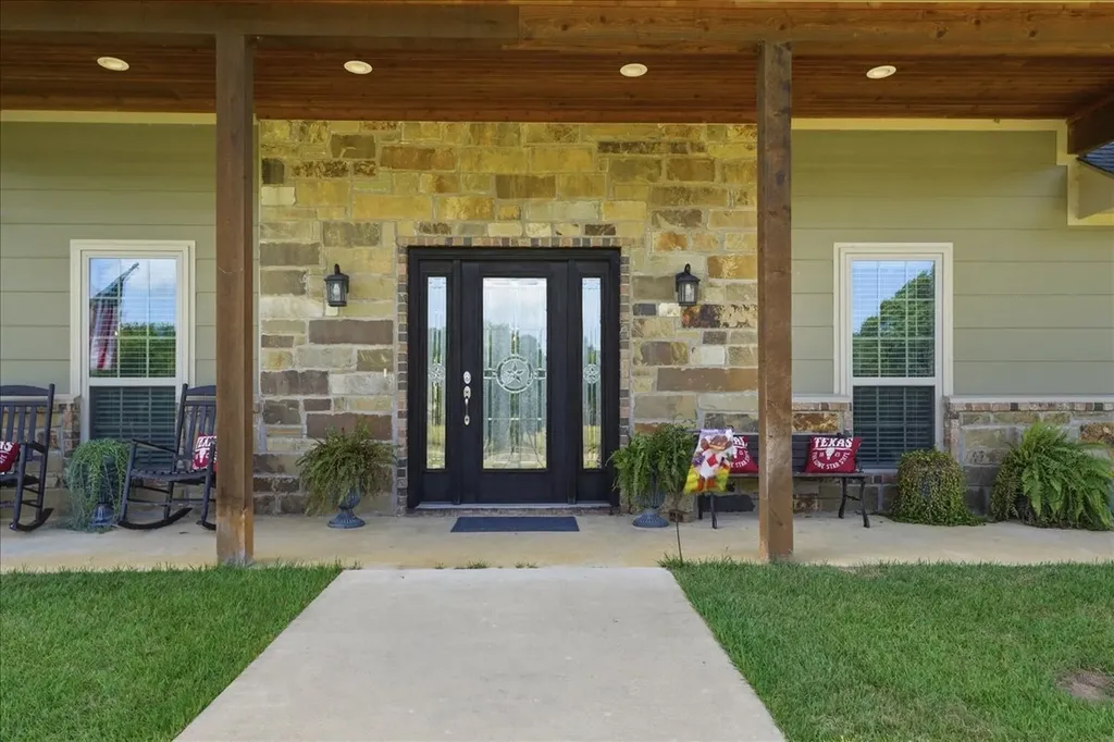 12800 County Road 1311 Malakoff TX 75148