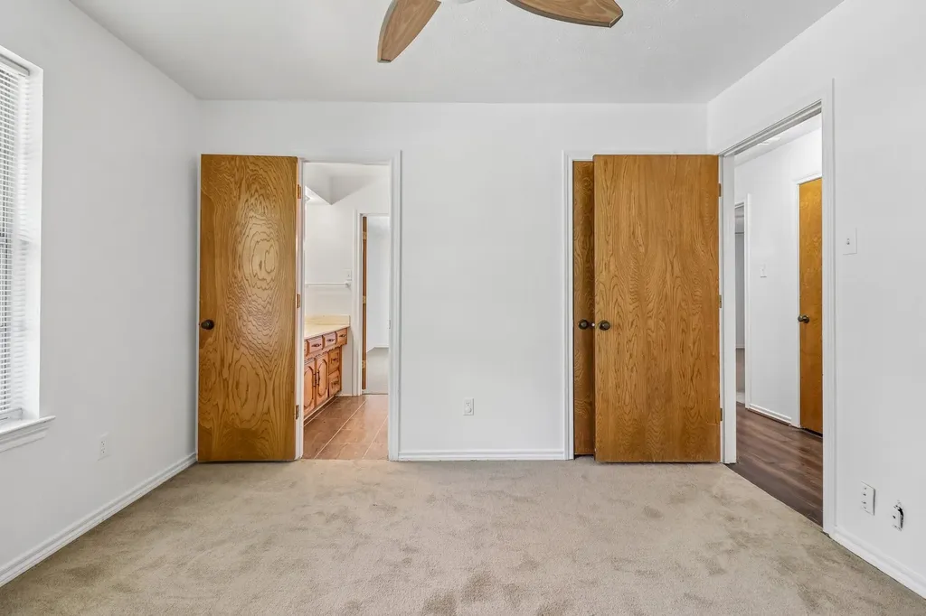 2030 Huntington Drive Grand Prairie TX 75051
