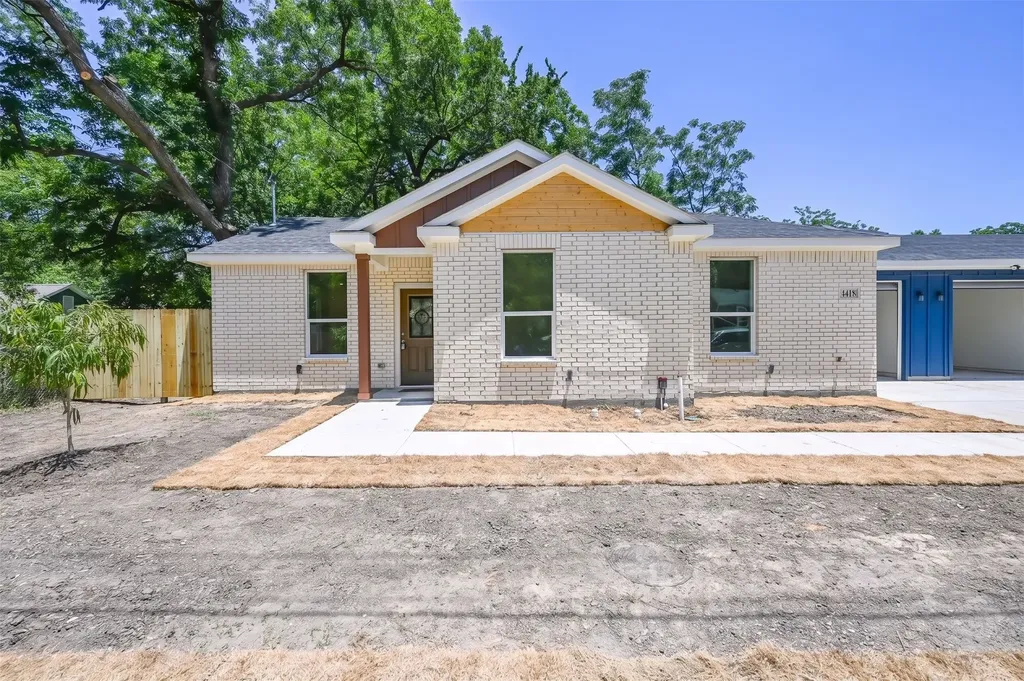 4418 Myrtle Dallas TX 75210