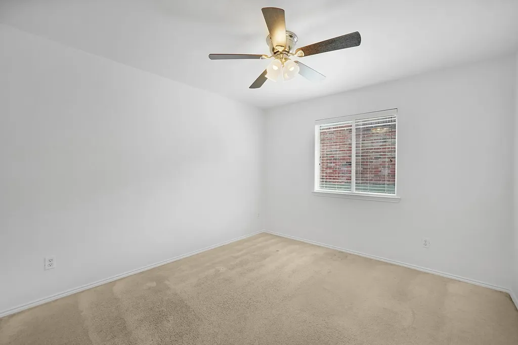 1219 Eagles Nest Trail Krum TX 76249