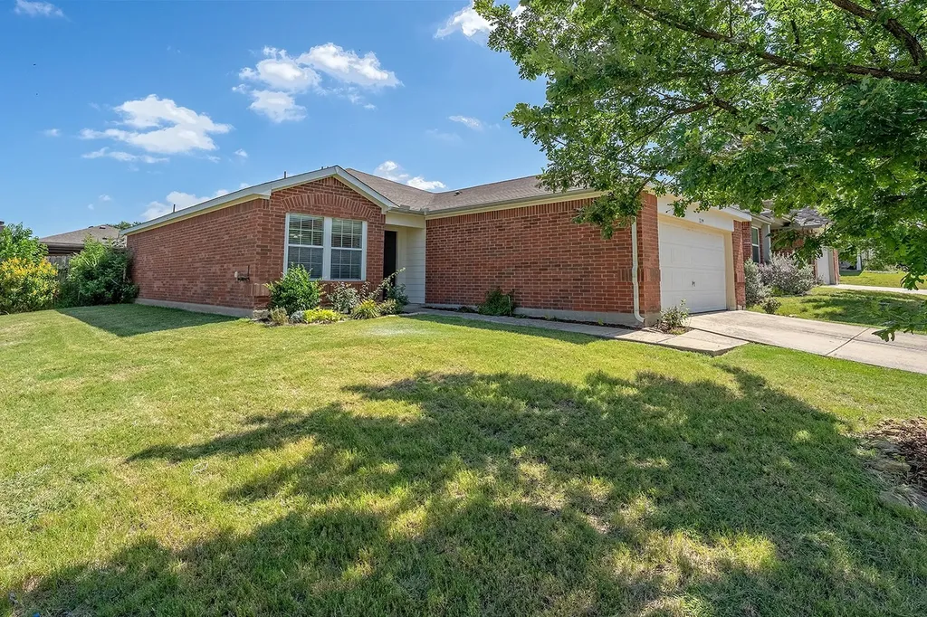1219 Eagles Nest Trail Krum TX 76249