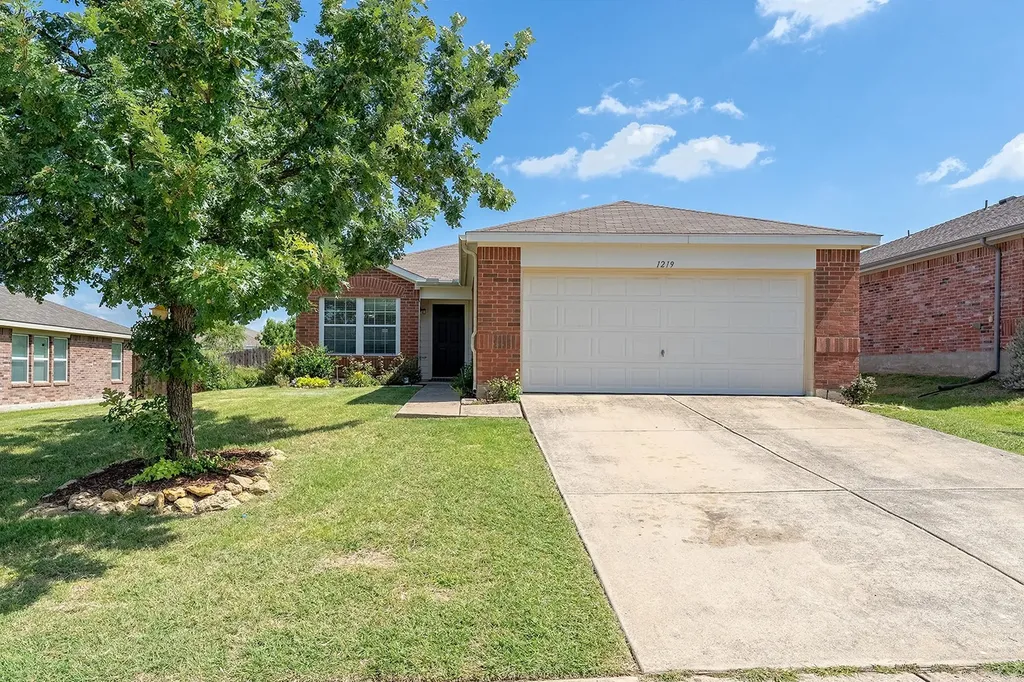 1219 Eagles Nest Trail Krum TX 76249