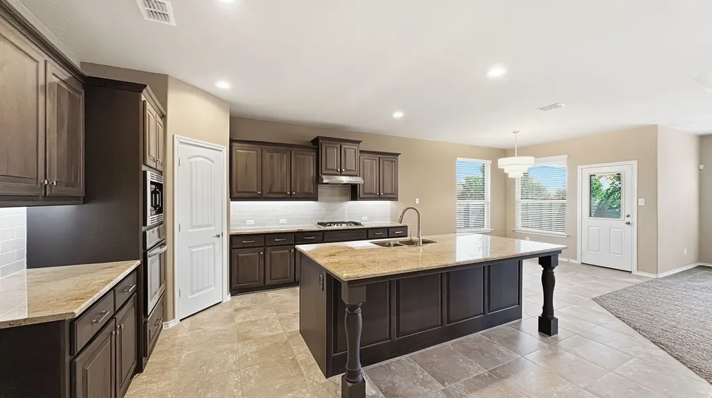 824 Dove Cove Argyle TX 76226