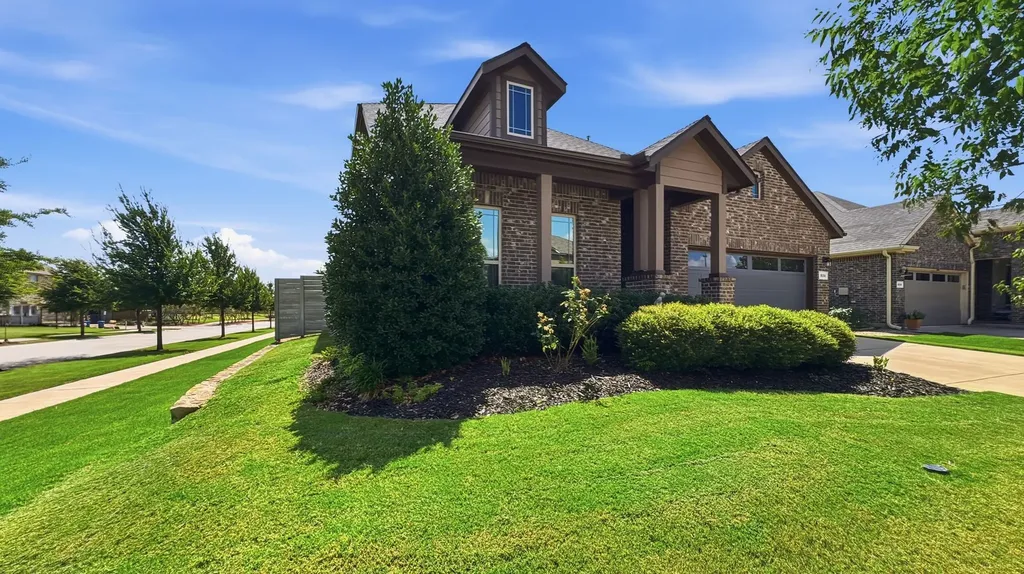 824 Dove Cove Argyle TX 76226