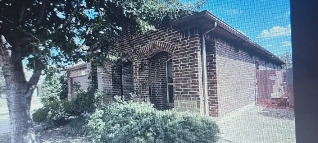 333 Branding Iron Trail Fort Worth TX 76131