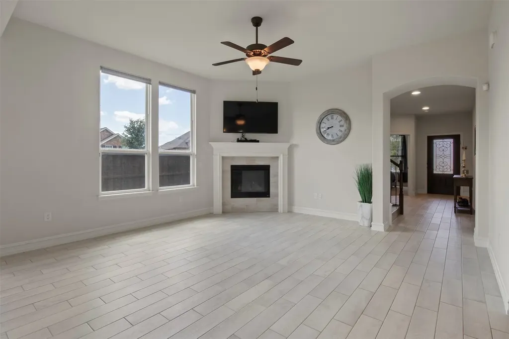 3207 Woodford Drive Mansfield TX 76084