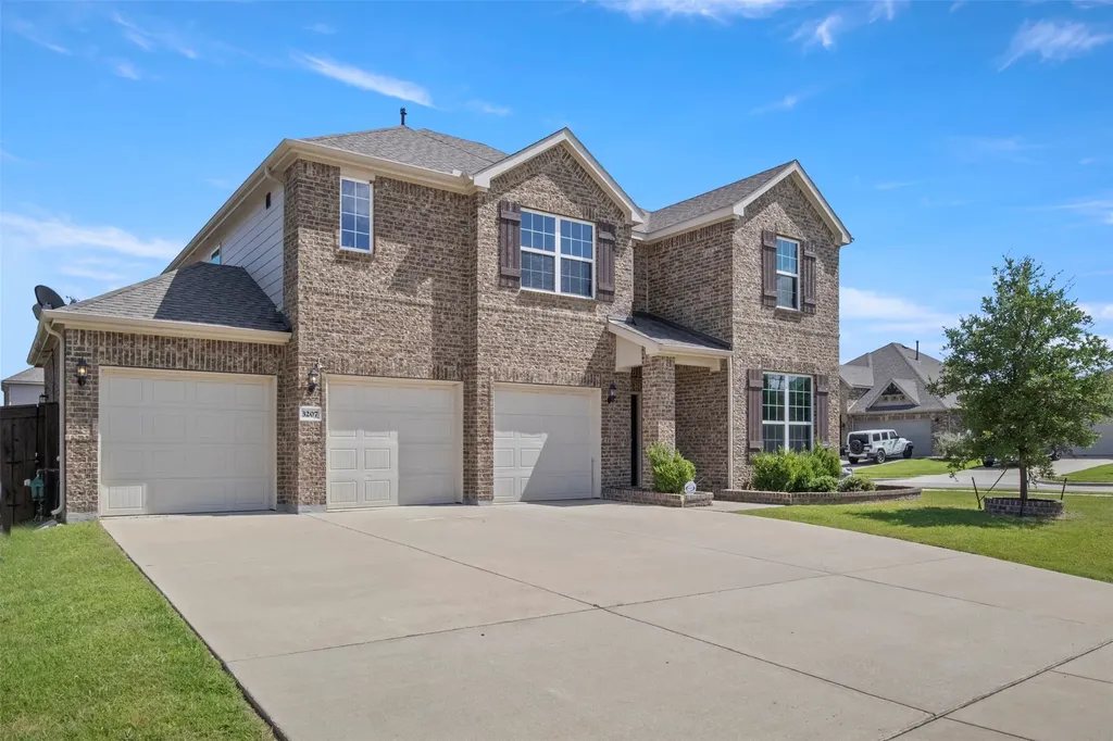 3207 Woodford Drive Mansfield TX 76084