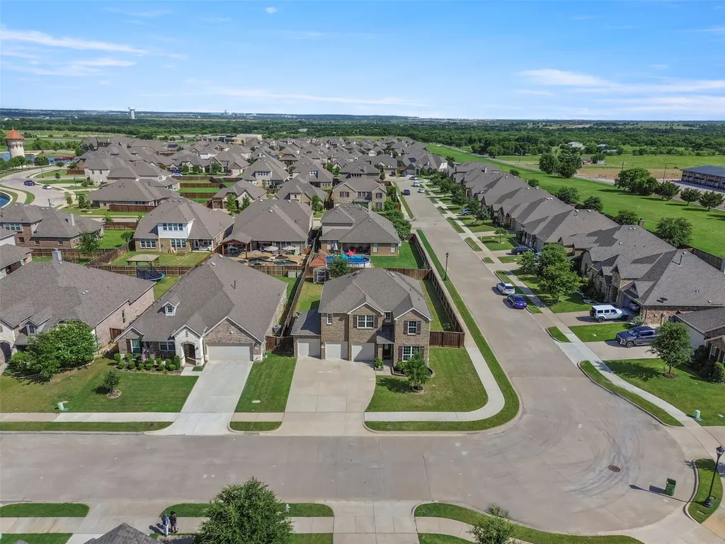3207 Woodford Drive Mansfield TX 76084