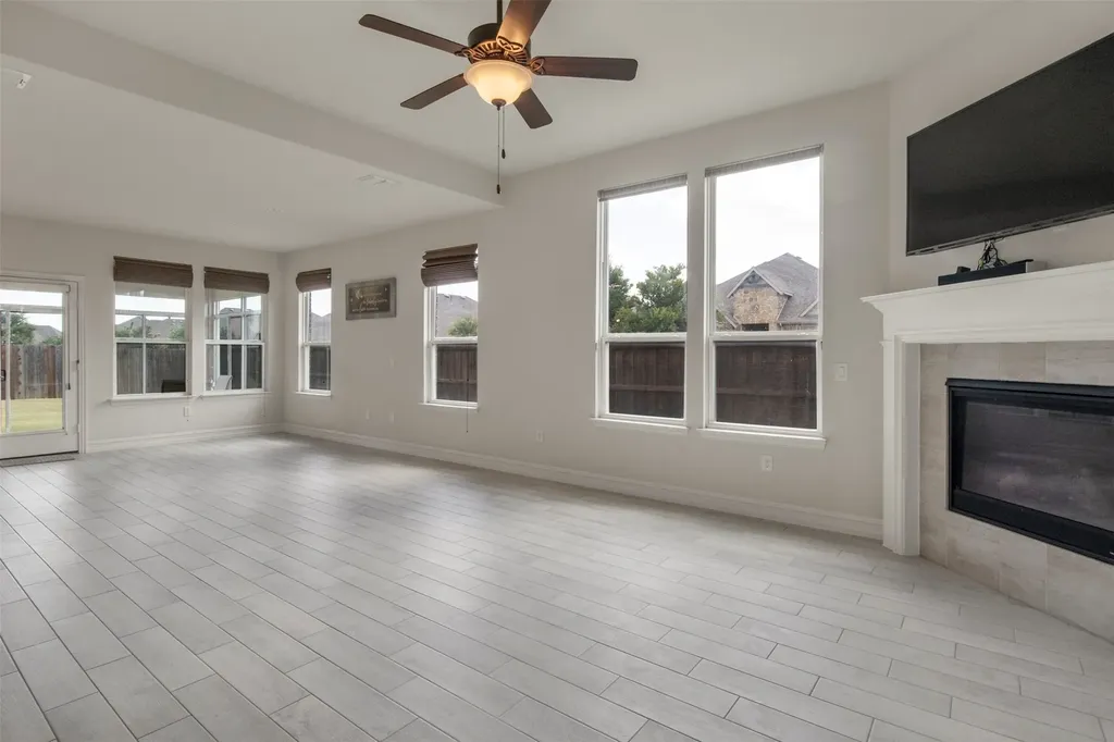 3207 Woodford Drive Mansfield TX 76084