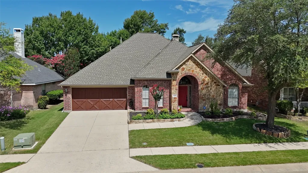 2608 White Owl Drive Mckinney TX 75072