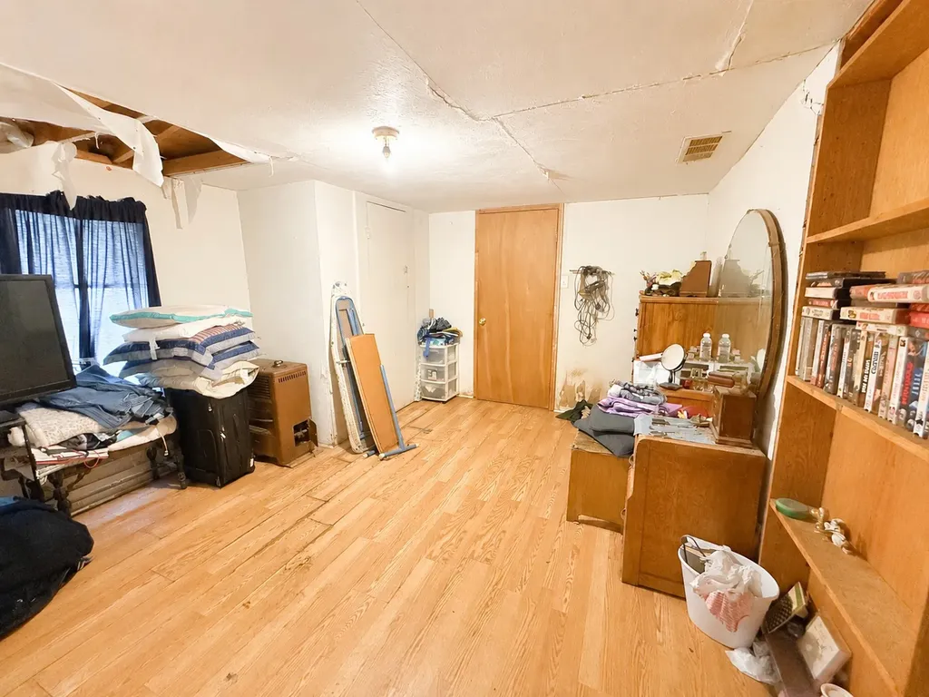 601 SW 2nd Street Kerens TX 75144