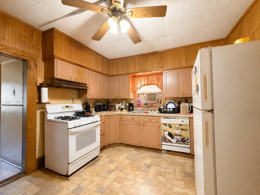 601 SW 2nd Street Kerens TX 75144