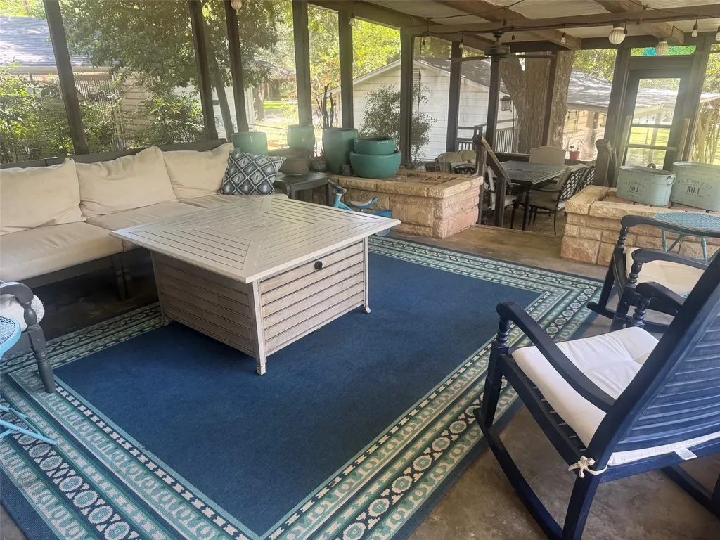 804 N Elm Street Comanche TX 76442