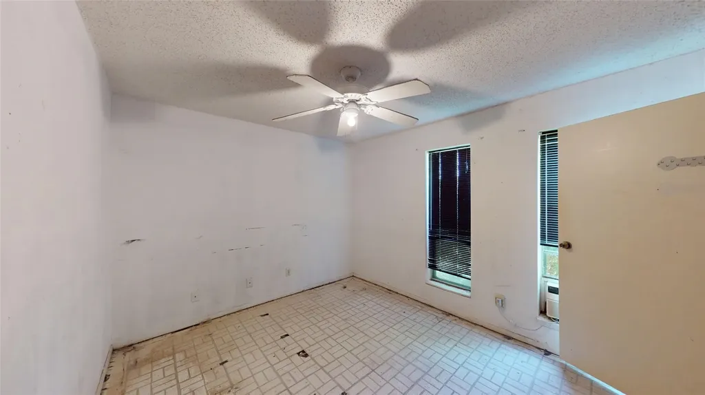 2929 O Henry Drive Garland TX 75042