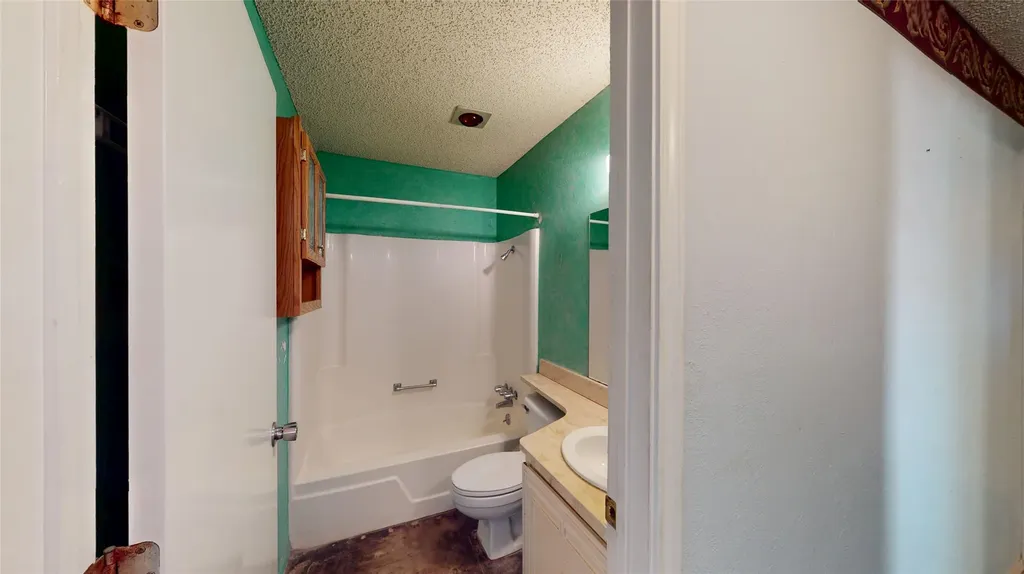 2929 O Henry Drive Garland TX 75042