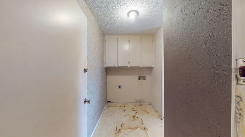2929 O Henry Drive Garland TX 75042