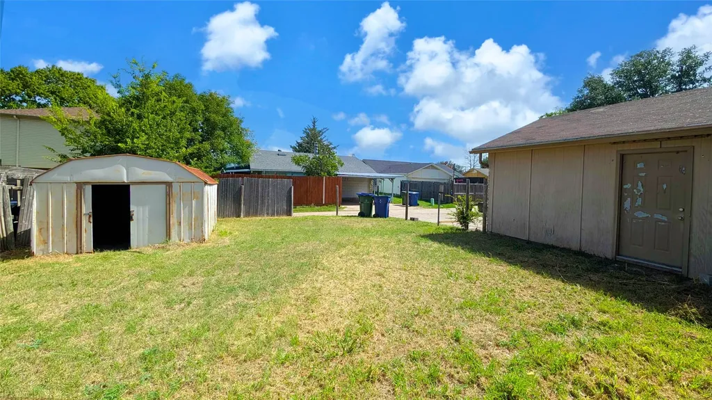 2929 O Henry Drive Garland TX 75042