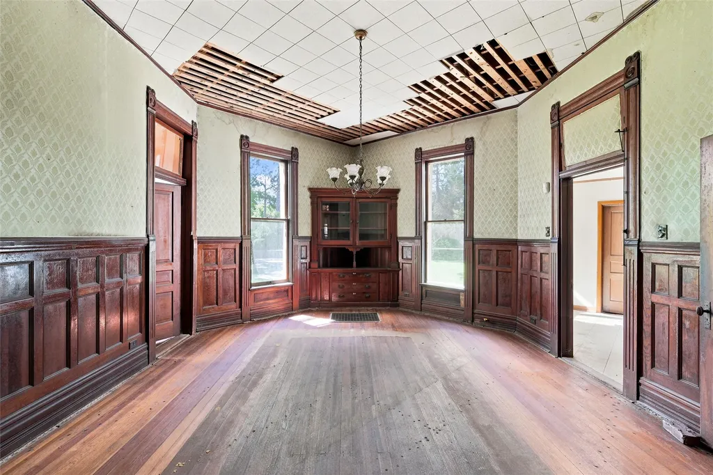445 Agnes Avenue Marlin TX 76661