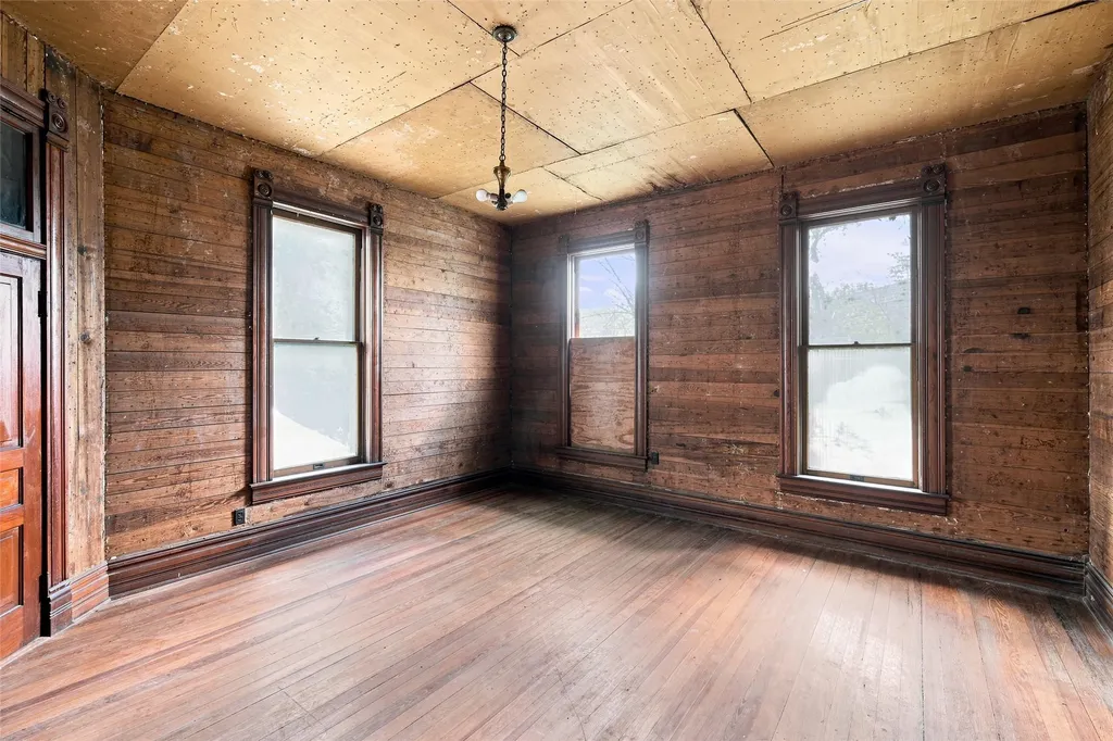 445 Agnes Avenue Marlin TX 76661