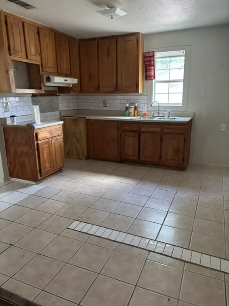 1315 Circle Drive Duncanville TX 75137