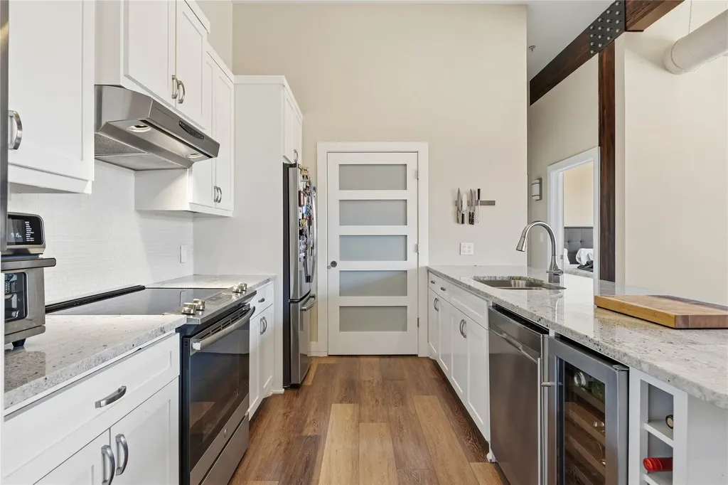 2502 Live Oak Street Dallas TX 75204