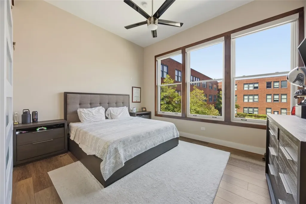 2502 Live Oak Street Dallas TX 75204