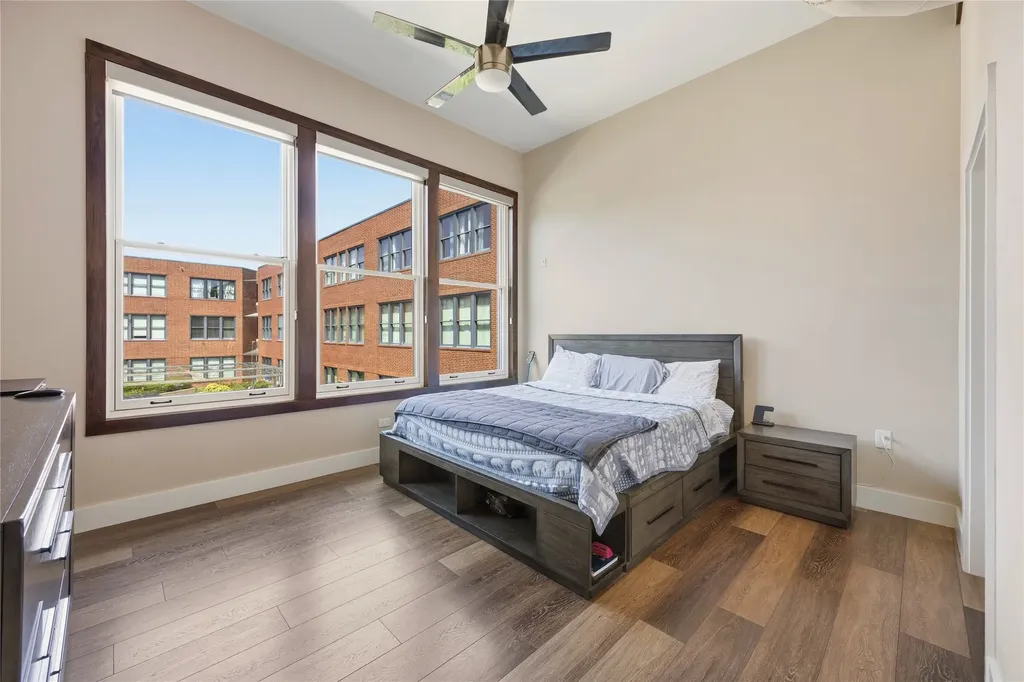 2502 Live Oak Street Dallas TX 75204