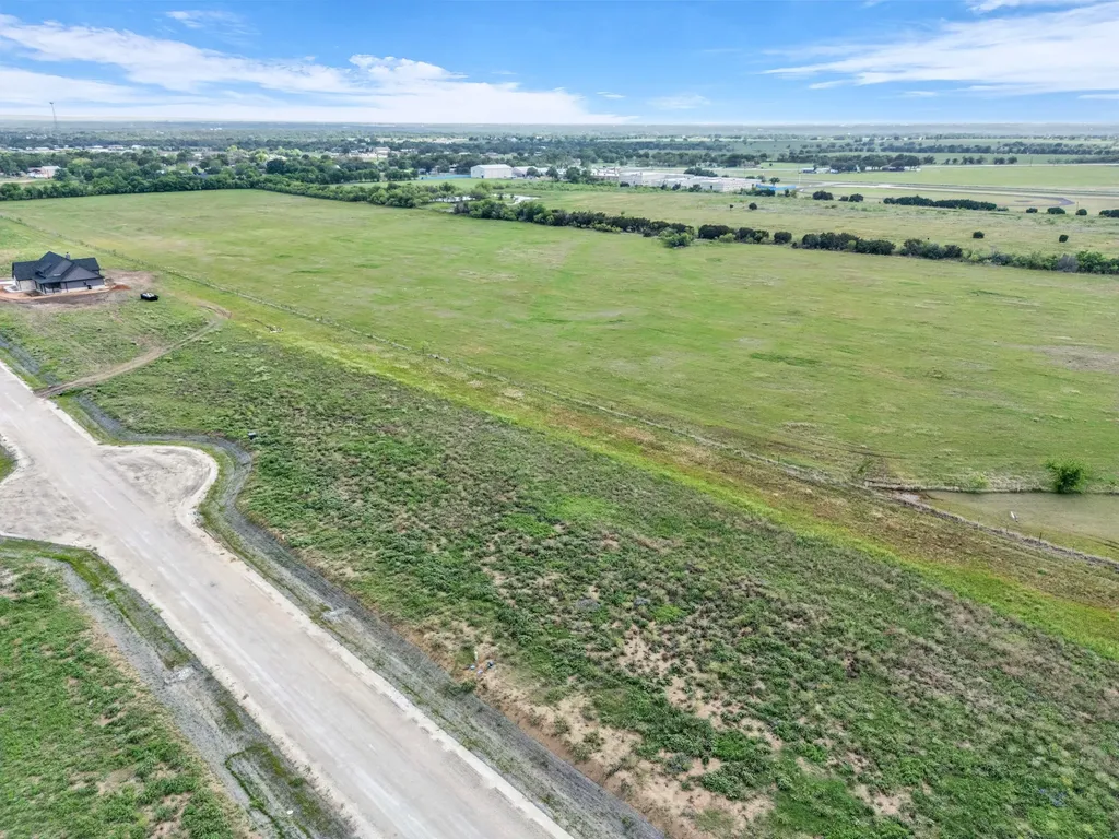 302 Lacek Mill Road China Spring TX 76633