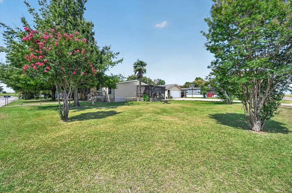 1103 Burnett Boulevard Alvarado TX 76009