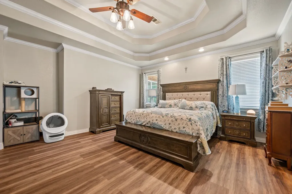 1216 West Road Waxahachie TX 75165