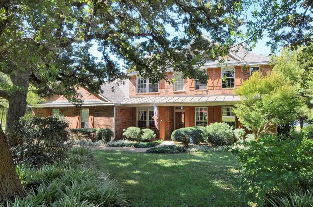 3101 W Oak Shores Drive Cross Roads TX 76227