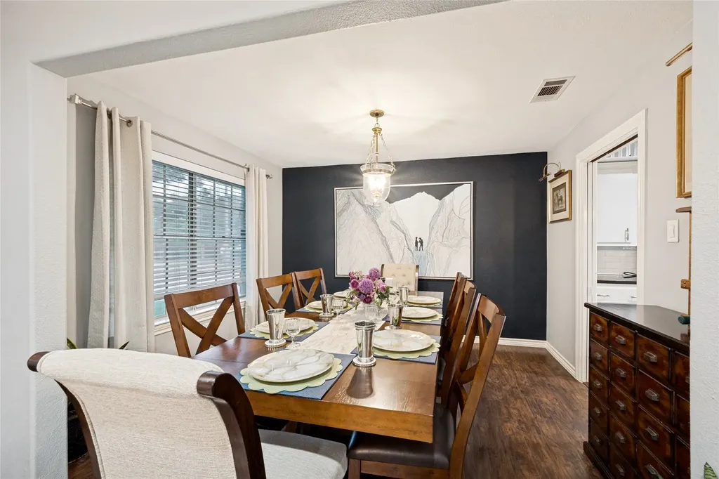 5024 Fall River Drive Fort Worth TX 76103