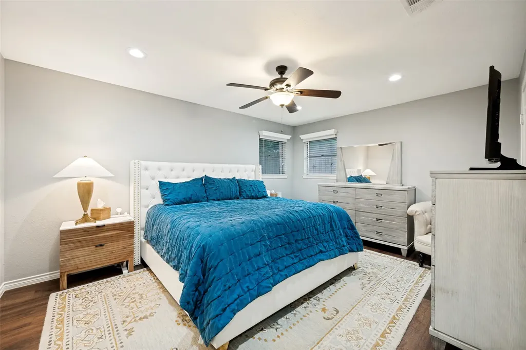 5024 Fall River Drive Fort Worth TX 76103