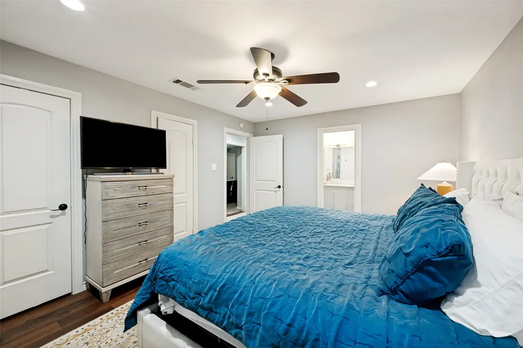 5024 Fall River Drive Fort Worth TX 76103