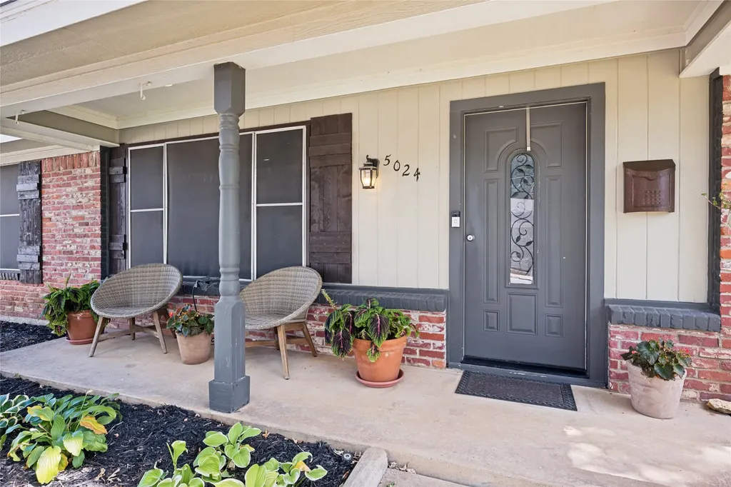 5024 Fall River Drive Fort Worth TX 76103