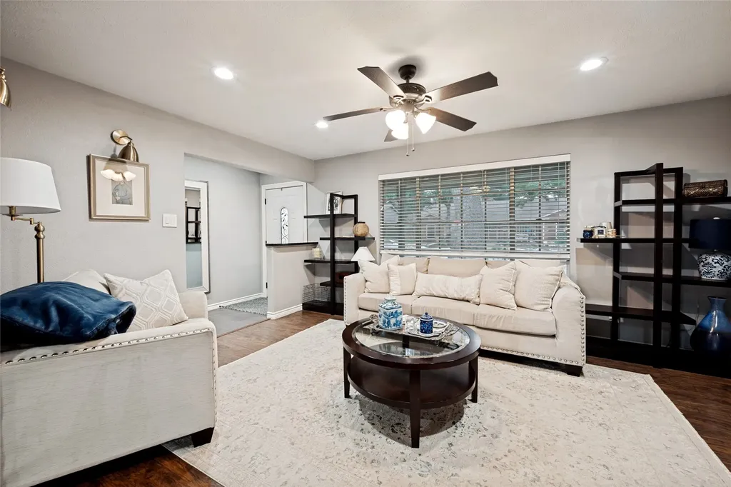 5024 Fall River Drive Fort Worth TX 76103
