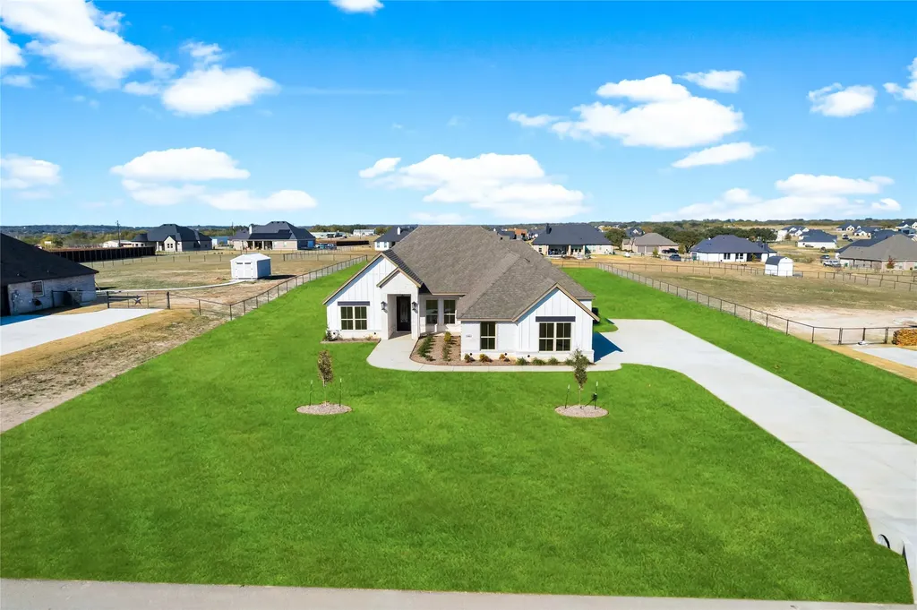 1061 Uplift Drive Weatherford TX 76087