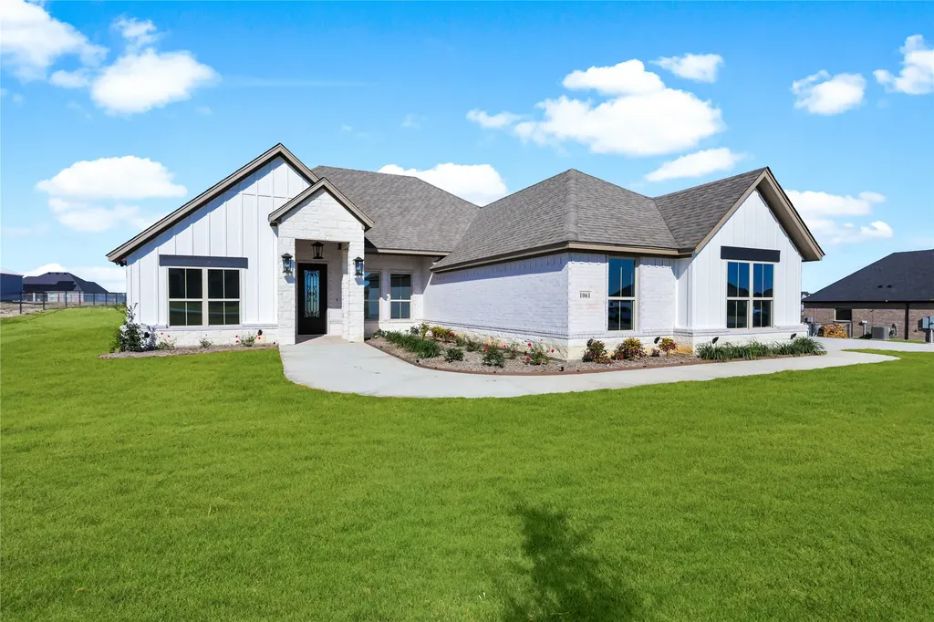 1061 Uplift Drive Weatherford TX 76087
