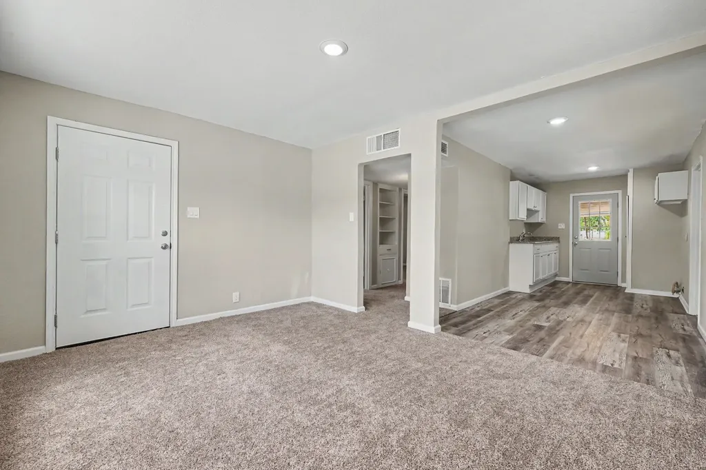 1906 SE 15th Avenue Mineral Wells TX 76067