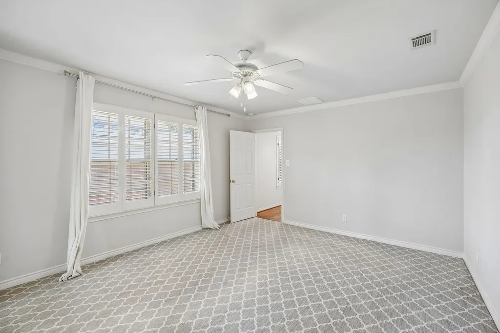 4429 Hyer Street University Park TX 75205