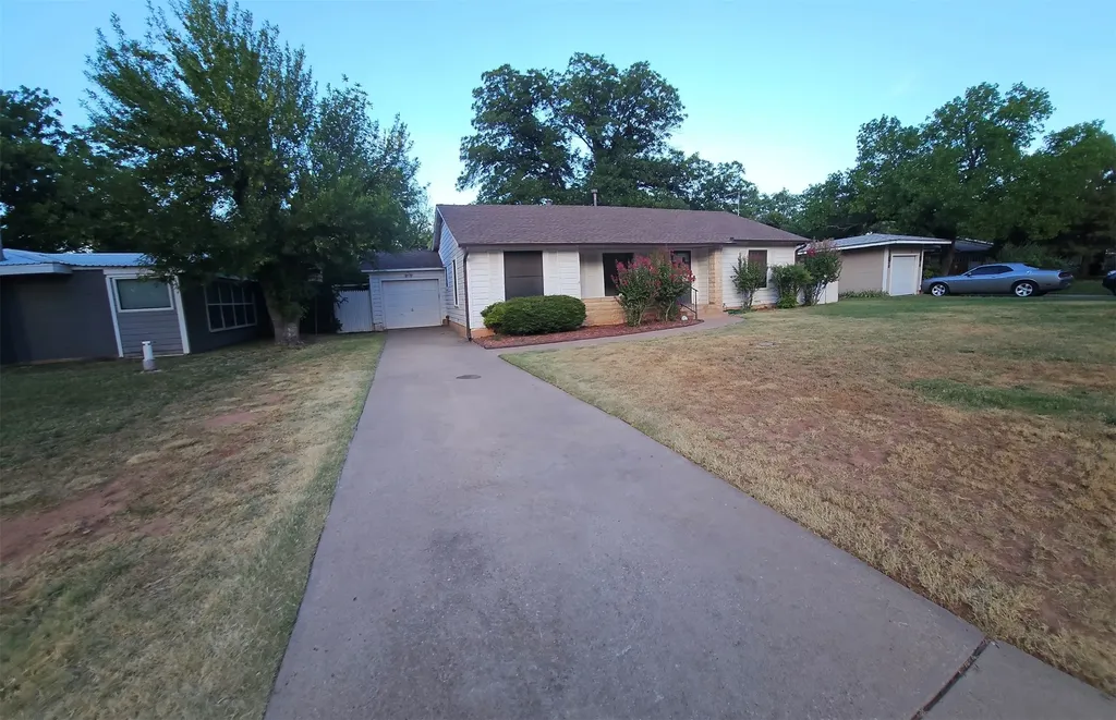 1141 Westridge Drive Abilene TX 79605