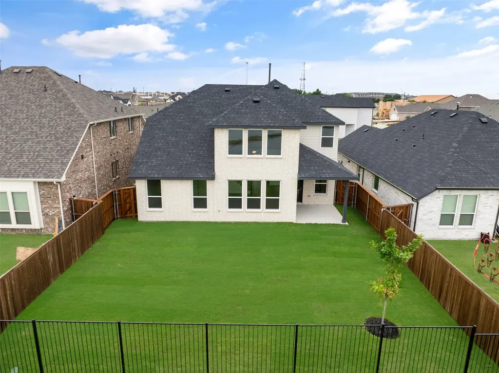 2136 Martins Pond Road Forney TX 75126