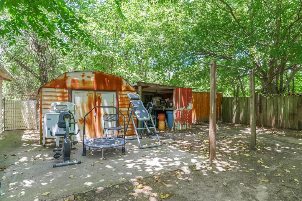 1100 Vz County Road 3414 Wills Point TX 75169